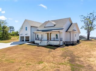 450 Falcons Lair West Dr, Walhalla, SC 29691