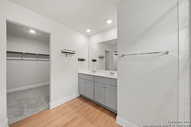 1080 Amble Oak — Photo 34