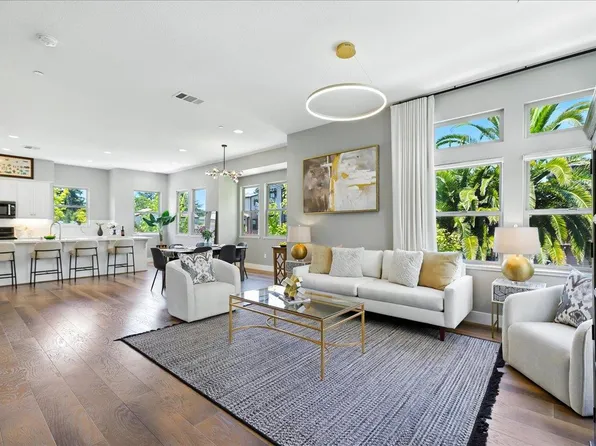 324 Cherokee Loop, Mountain View, CA 94043