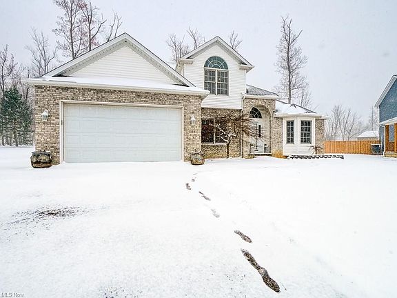 2nd image of 11681 Woodrun Dr