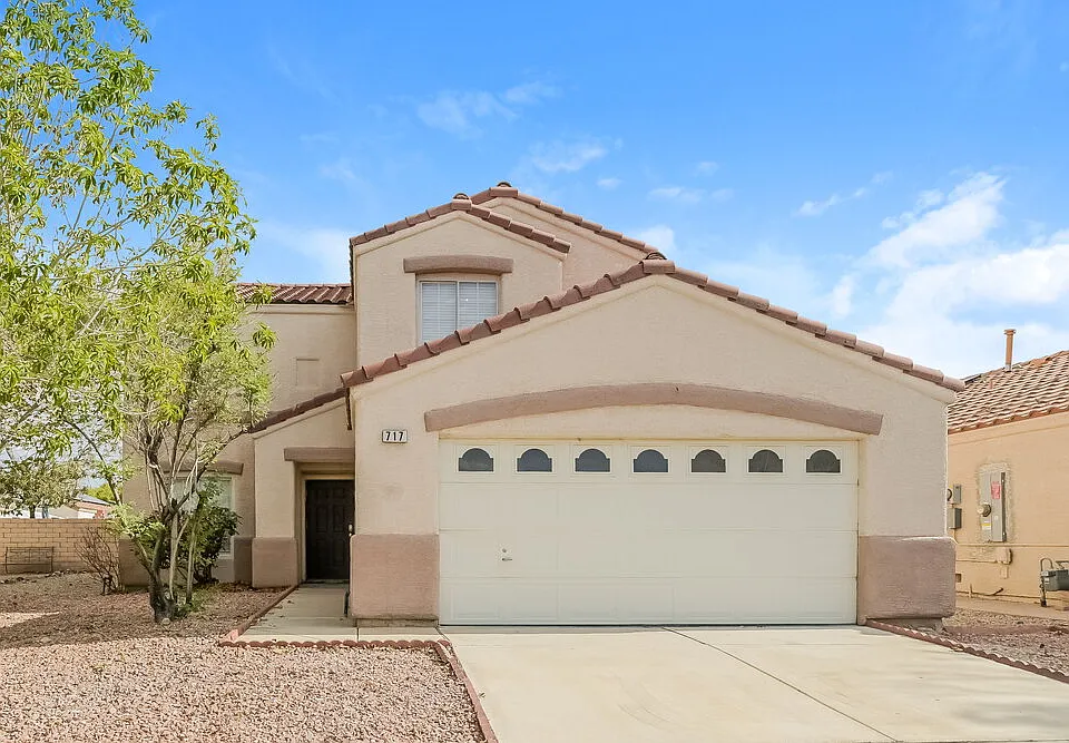 717 Red Bark Ln