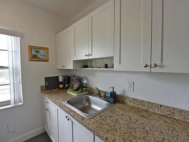 GRANITE COUNTERTOPS_