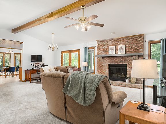 4th image of 309 Scarborough Way