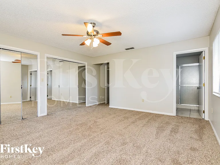 5017 Kingswood Dr — Photo 11