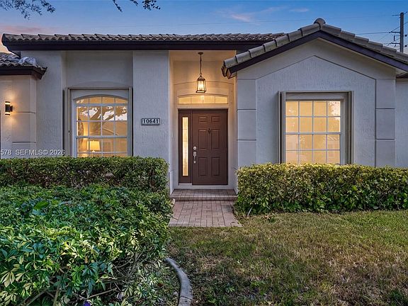 2nd image of 10641 SW 20th Ct