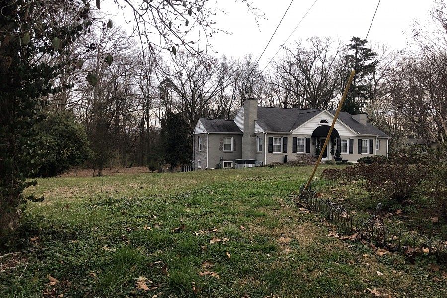2nd image of 4200 Fulton Dr
