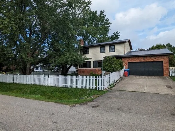 1030 Backus Rd, Derby, NY 14047