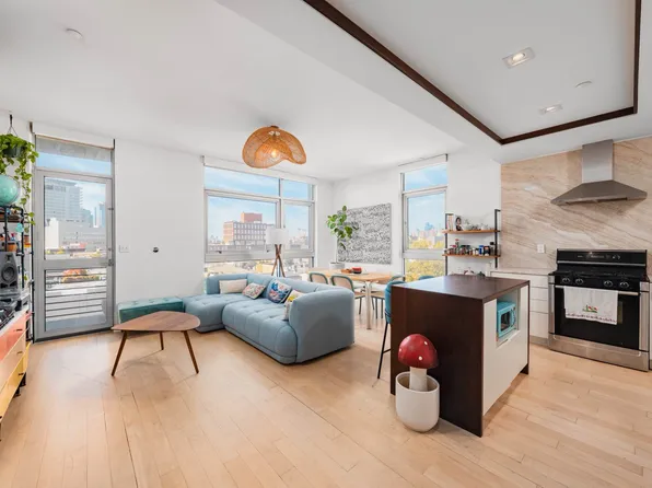 82 Guernsey Street image 1 of 9