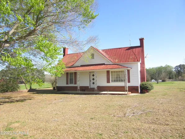 165 Christmas Light Road, Kenly, NC 27542