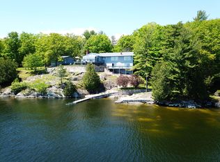 76 Water Edge Rd, Keeseville, NY 12944