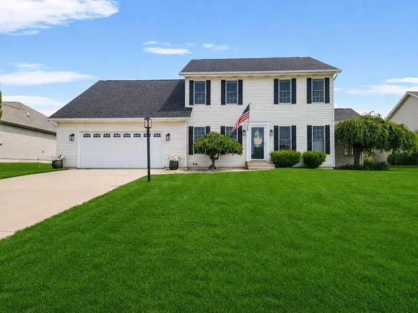 5682 Yellow Wood Dr, South Bend, IN 46614