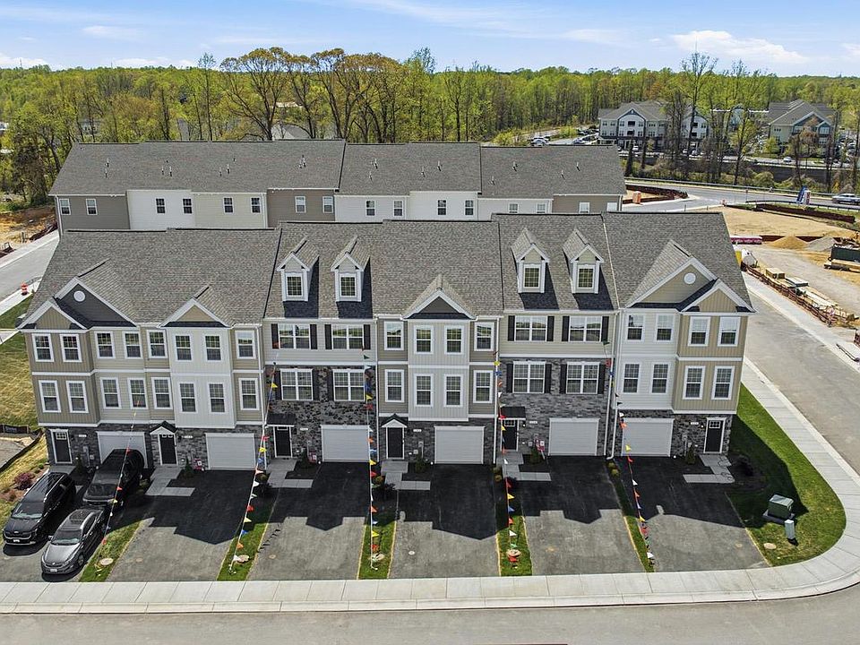 1st image of 108 Potomac Ct
