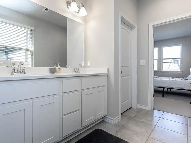 7516 Saginaw Dr — Photo 13