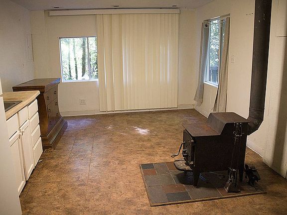 2nd image of 19380 Pine Glade