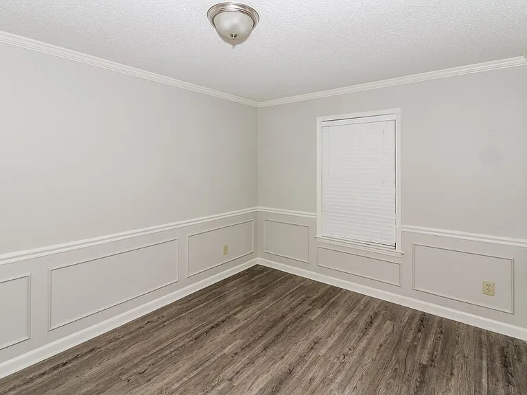4580 Blandford Dr — Photo 5
