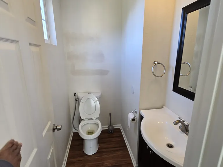 1160 Arlington Way — Photo 6
