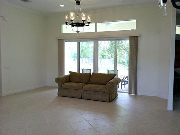 Home For Sale In Acreage