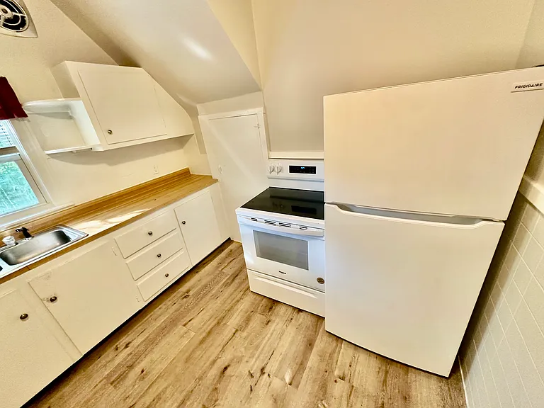 238 Broadway Rd #3 — Photo 2
