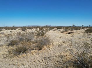 7 La Rua Dr, Adelanto, CA 92301