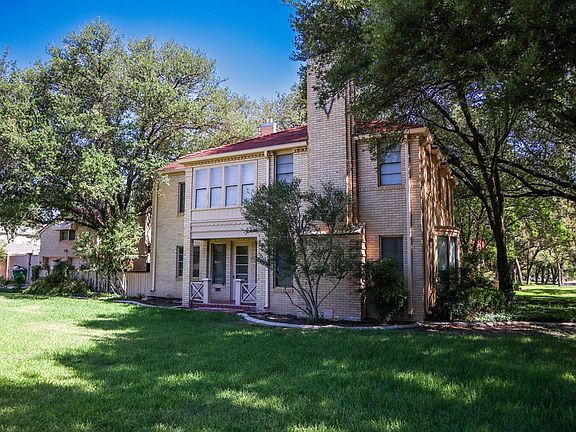 2nd image of 1325 Paseo De Vaca St