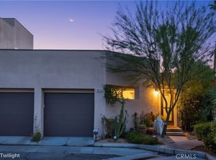 998 N Village Sq, Palm Springs, CA 92262