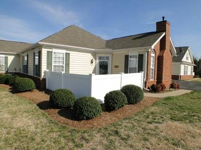 1st image of 6246 Autumn Leaf Dr
