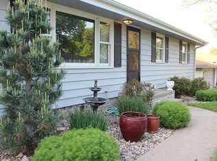 20236 Pinkney St, Elkhorn, NE 68022