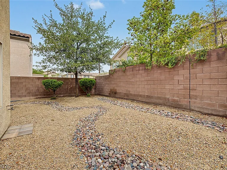 2608 Romarin Ter — Photo 31