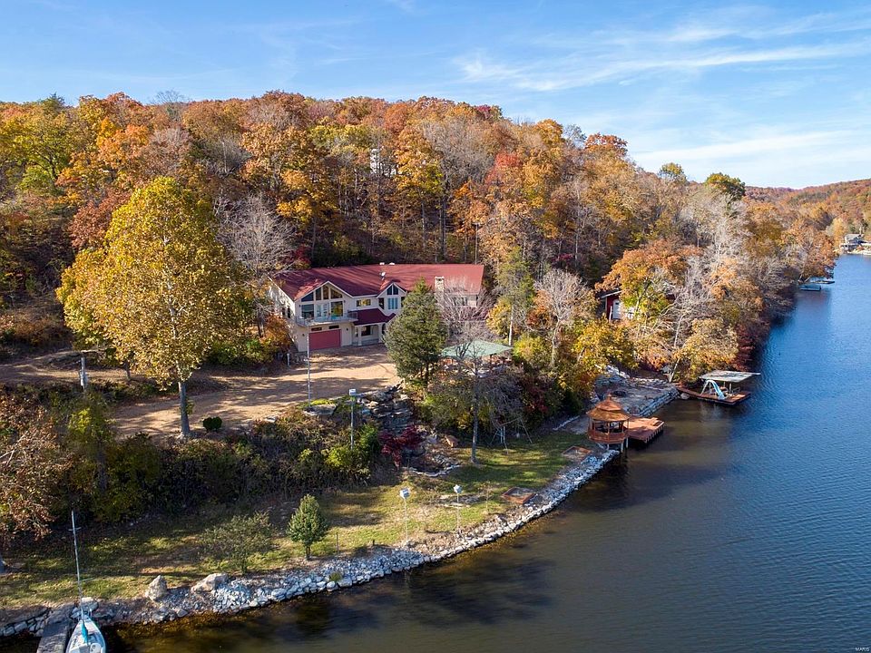 Welcome home to 40 Cove Trail!  Whether you call this your permanent home or your home away from home, you will not be disappoint with the beauty that surrounds this home nor the activities you and your family and friends will enjoy.