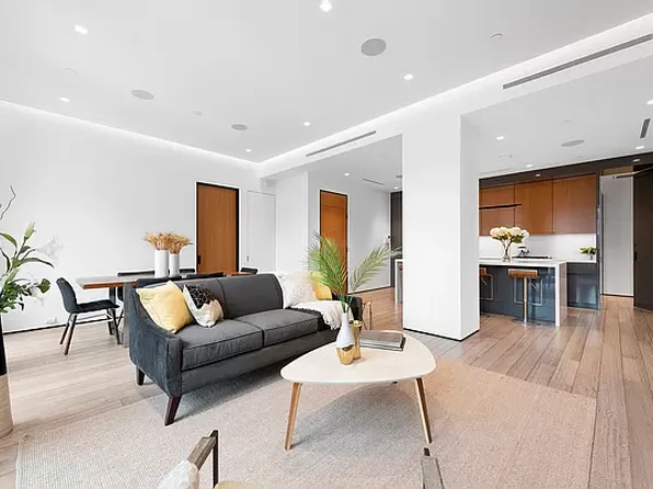40-42 W 17th St APT 9A, Manhattan, NY 10011