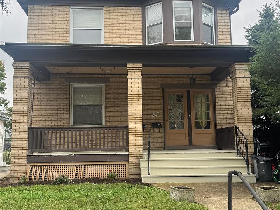 1st image of 2715 Markbreit Ave