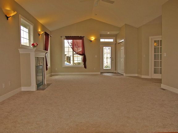 4th image of 6814 40th Street Ct W