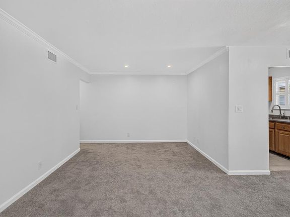 5th image of 5948 Walerga Rd APT 4