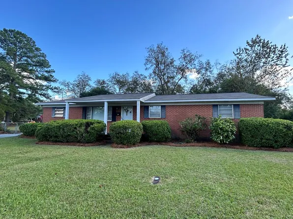 910 22nd St E, Tifton, GA 31794