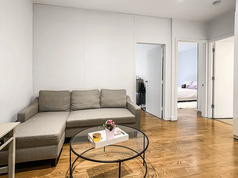210 E 35th St #5A — Photo 6