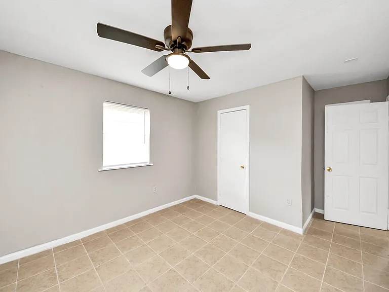 3914 Hoffman St #C — Photo 18