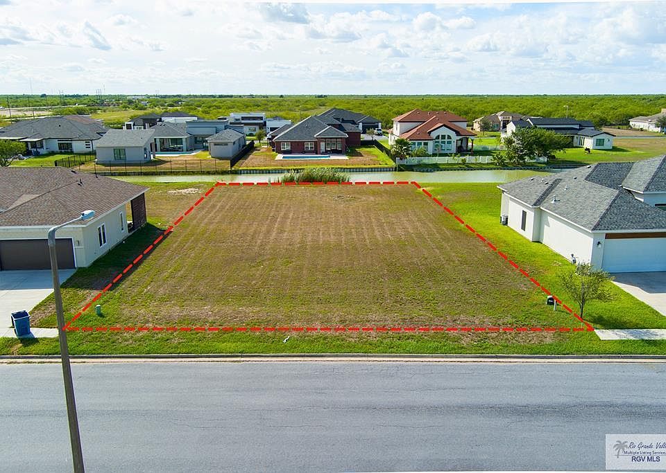 1st image of 156 Canteros Dr