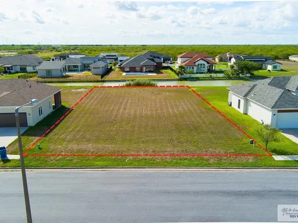 156 Canteros Dr, Olmito, TX 78575