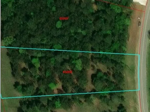 273 Dipping Vat Rd, Huntsville, TX 77340