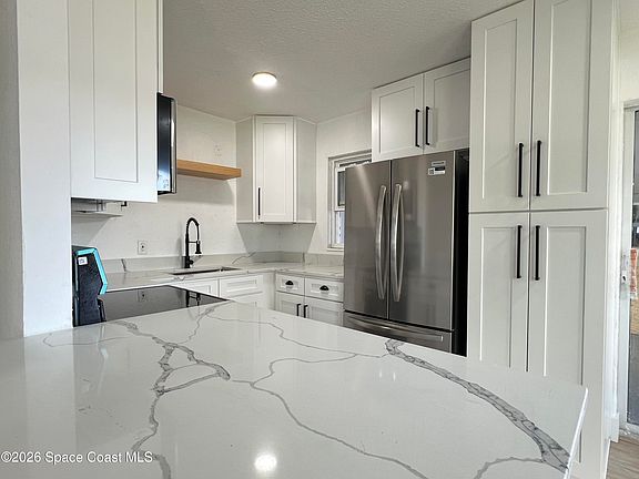 2nd image of 2578 Coventry Rd