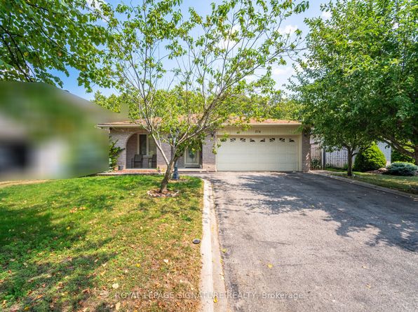 574 Antigua Cres, Oshawa, ON L1J 6B4