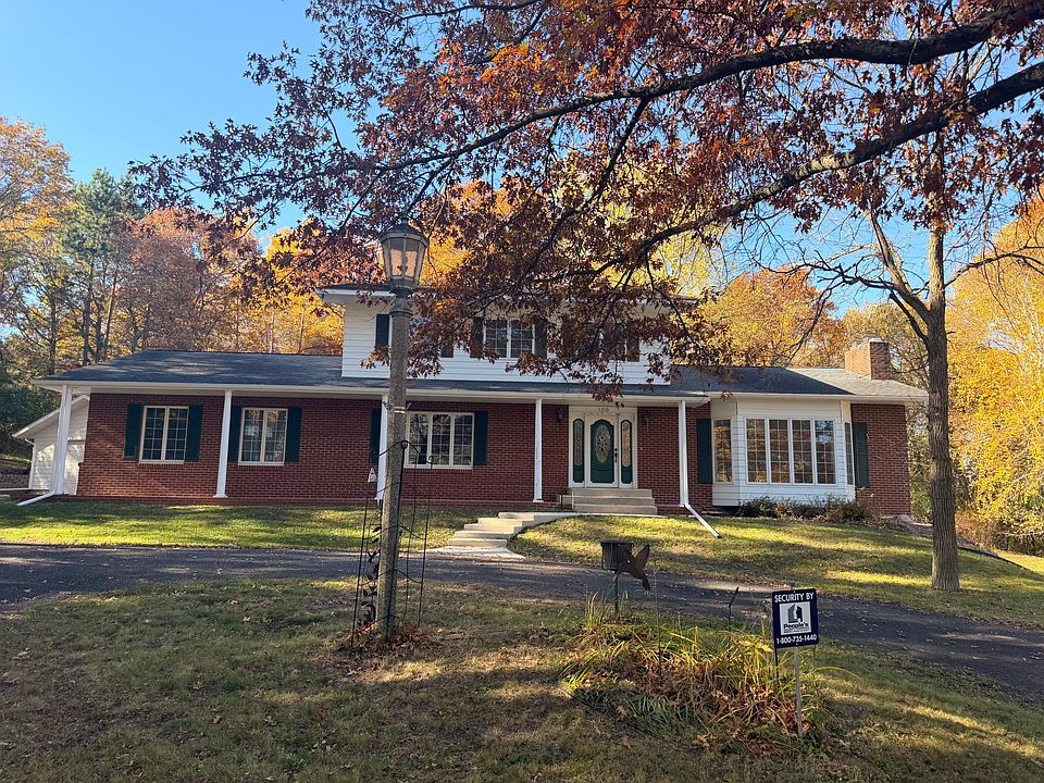 1st image of 139 Belle Rae Cir
