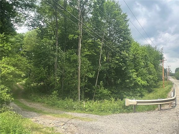 5th image of 3007 Perry Hwy