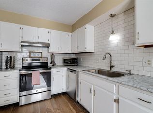 9713 Hefner Village Blvd, Oklahoma City, OK 73162
