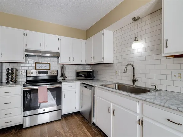 9713 Hefner Village Blvd, Oklahoma City, OK 73162
