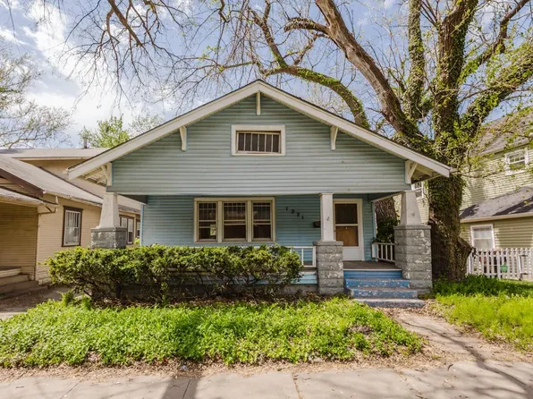 1221 N Bitting Ave, Wichita, KS 67203