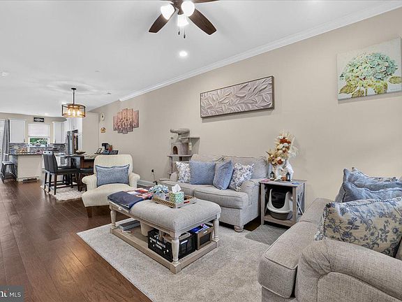 5th image of 16789 River View Cir