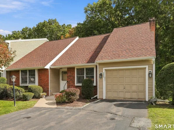 221 The Meadows #221, Enfield, CT 06082