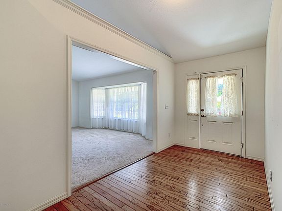 2nd image of 893 NE 52nd Ave