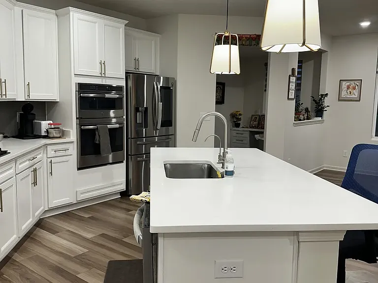Fully upgraded kitchen